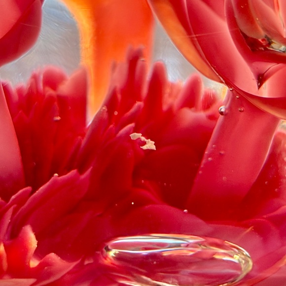 VINTAGE JOE ST CLAIRE ART GLASS PINK TRUMPET FLOWER BUBBLE PAPERWEIGHT - Picture 6 of 7